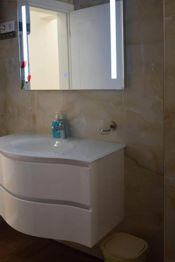 בורגאס Top Center Apartment Gramophone With Private Parking מראה חיצוני תמונה