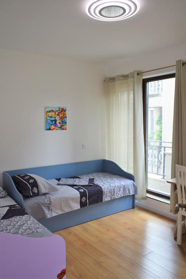 בורגאס Top Center Apartment Gramophone With Private Parking מראה חיצוני תמונה